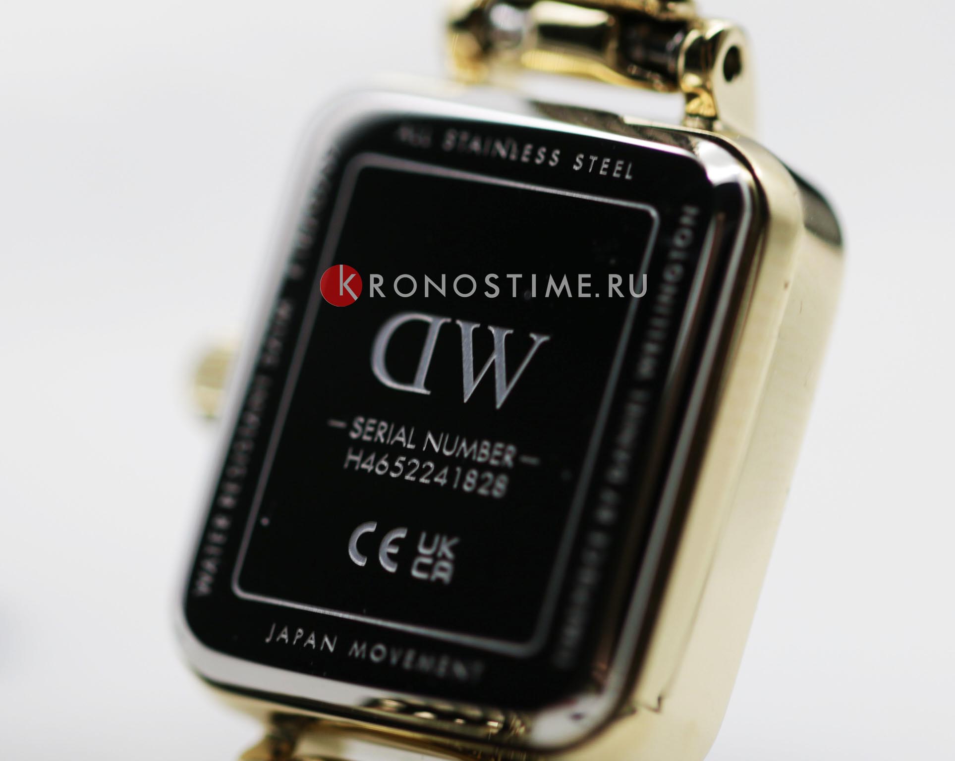 Daniel Wellington Daniel Wellington Quadro DW00100652 швеция наручные женские часы заводная головка с логотипом Daniel Wellington